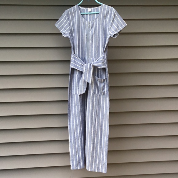 Pants - Coastal chic blue and white stripedstyle cropped jumpsuit Size M